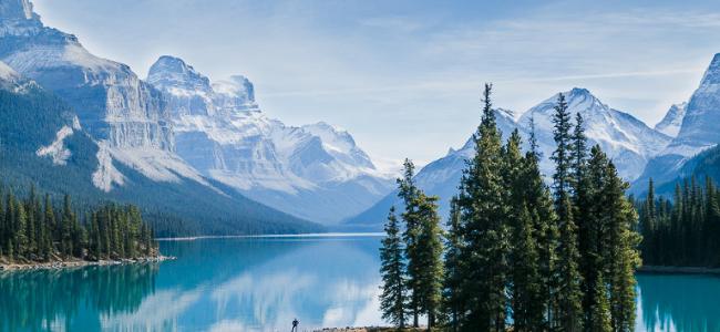 Maligne Lake